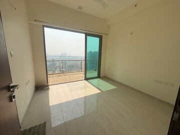 Room in 4 BHK Apartment at Sheth Auris Serenity Tower 2, Malad West – for Rent
