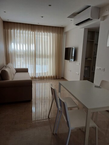1 BHK Apartment For Rent in Hiranandani Regent Hill, Powai