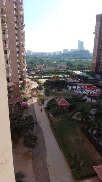 Swimming Pool in 2 BHK Apartment at Amrapali Sapphire, Sector 45 – for Sale