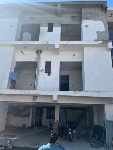 Kitchen in 2 BHK Builder Floor at Laxman Chowk – for Sale
