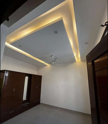Furnished Amenities in 3 BHK Builder Floor at Sector 22 – for Rent