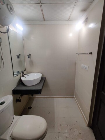 Bathroom in 3 BHK Apartment at Amrapali Sapphire, Sector 45 – for Sale