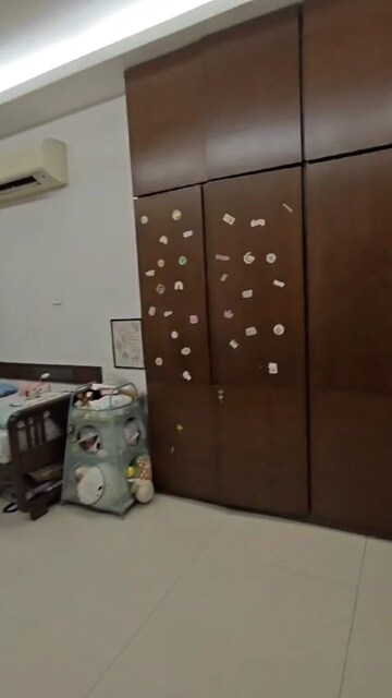Bathroom in 2 BHK Apartment at Mistry Court, Churchgate – for Rent
