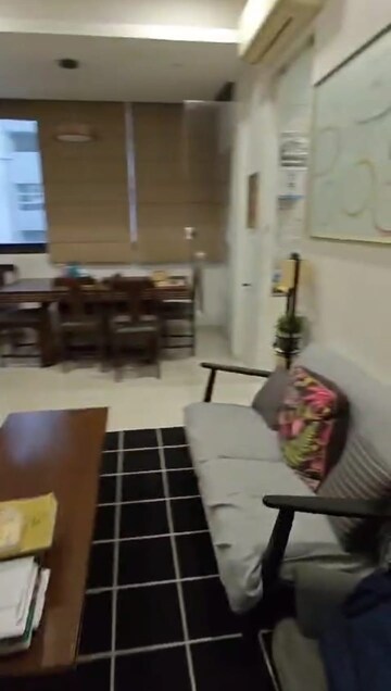 Team Area in 2 BHK Apartment at Mistry Court, Churchgate – for Rent