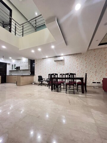 Parking in 5 BHK Independent House at RWA Apartments Sector 108, Sector 108 – for Rent