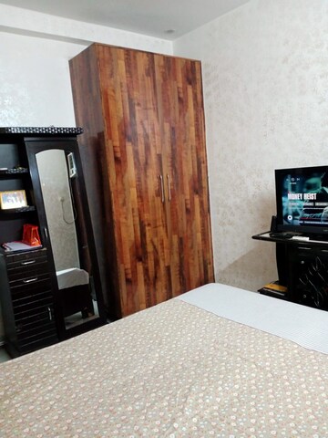 Furnished Amenities in 2 BHK Builder Floor at Solace Apartments, Shakti Khand – for Rent