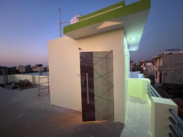 Living Room in 2 BHK Independent House at Jankipuram Extension – for Sale