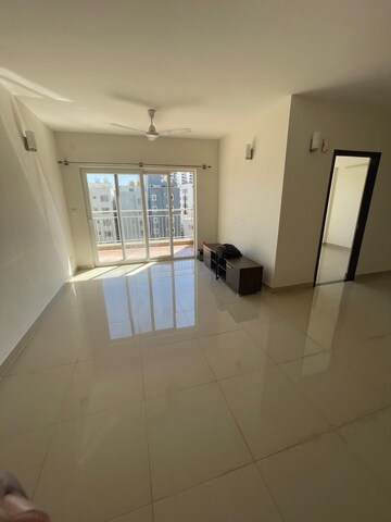 Room in 2 BHK Apartment at Ramky One North, Yelahanka – for Rent