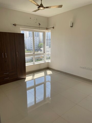 Room in 2 BHK Apartment at Ramky One North, Yelahanka – for Rent