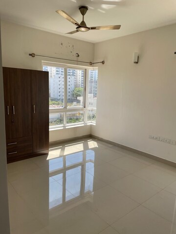 Room in 2 BHK Apartment at Ramky One North, Yelahanka – for Rent
