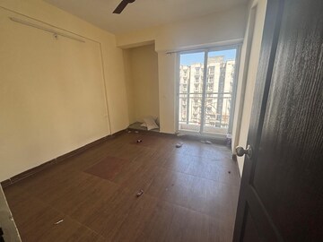 Room in 1 BHK Apartment at Aditya Urban Homes, Shahpur Bamheta – for Rent