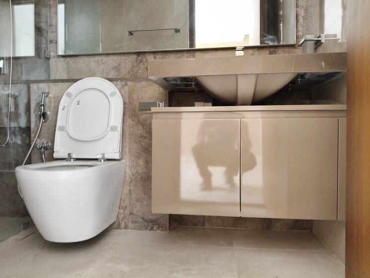 Bathroom, hiranandani-acacia 3 Bedroom 1300 Sq.Ft. Apartment In Ghodbunder Road Thane 8200445