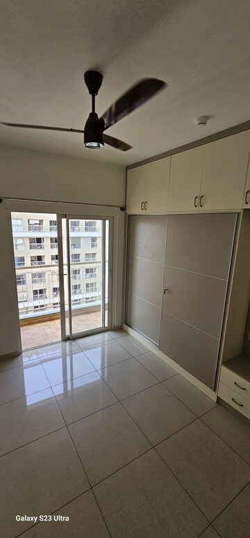 Room in 2 BHK Apartment at Sobha Dream Gardens, Thanisandra Main Road – for Rent