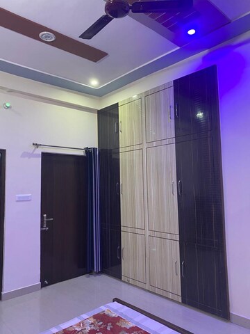 Building Lobby in 1 BHK Independent House at Gomti Nagar – for Rent