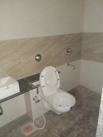 Bathroom in 3 BHK Apartment at Sheth Auris Serenity Tower 3, Malad West – for Sale