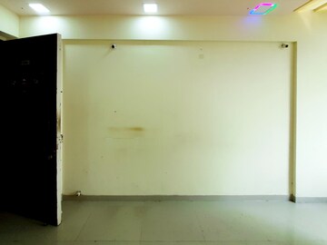 Room in 1 BHK Apartment at Siddhivinayak CHS Sion, Sion – for Rent