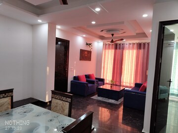 Living Room in 3 BHK Builder Floor at Vinayak Plaza, Sector 15 – for Rent