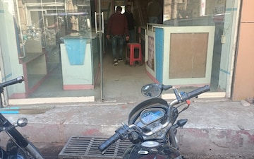 Shop For Rent in Sadar Bazar