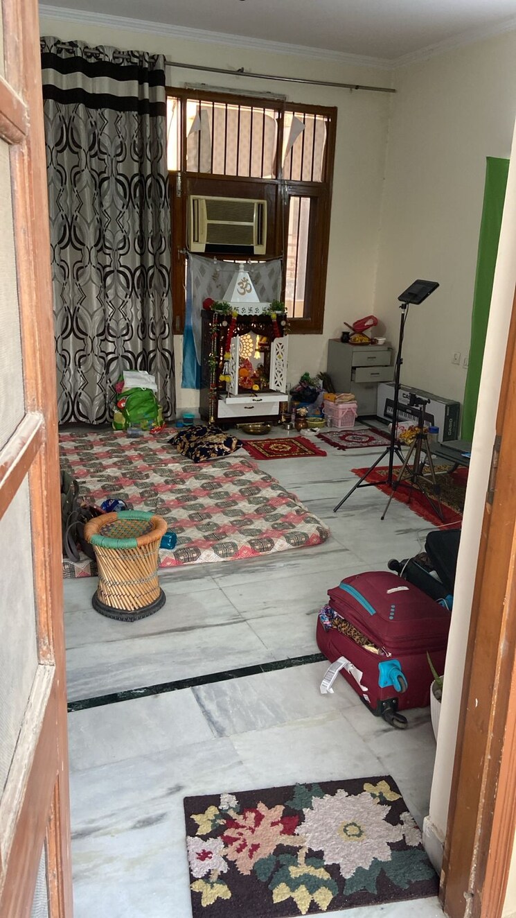 Bedroom, palam vihar 2 Bedroom 166 Sq.Yd. Builder Floor In Palam Vihar Gurgaon 8200642