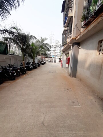 Parking in 1 BHK Apartment at Sion – for Rent