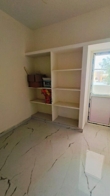 Room in 2 BHK Apartment at Brindavanam Residency, Jeedimetla – for Rent
