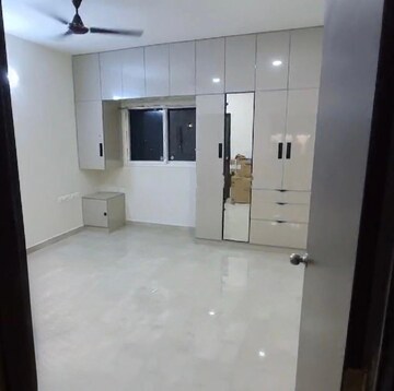 Room in 3 BHK Apartment at Candeur 40, Miyapur – for Rent