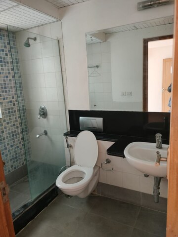 Bathroom in 4 BHK Apartment at Parsvnath Exotica, Sector 53 – for Rent