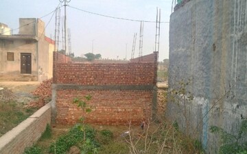 Plot For Sale in Kasna Industrial Area, Kasna