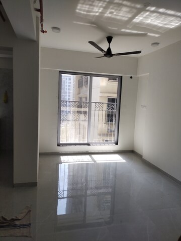 Room in 1 BHK Apartment at Vaibhavlaxmi East Syde, Ghatkopar East – for Rent