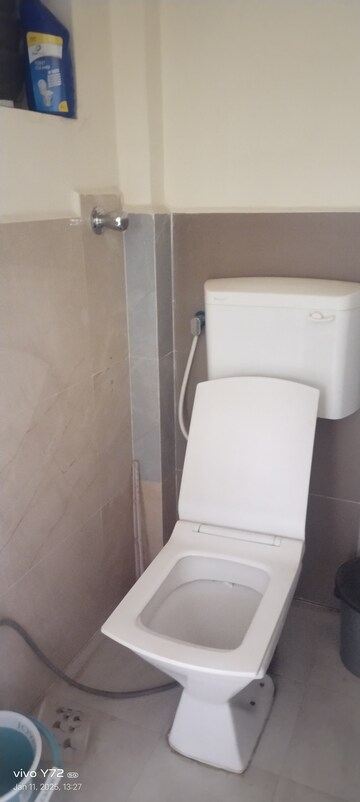 Bathroom in 1 BHK Apartment at Sunrise CHS Mhada, Goregaon East – for Rent