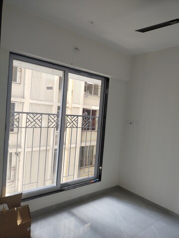Room in 1 BHK Apartment at Vaibhavlaxmi East Syde, Ghatkopar East – for Rent
