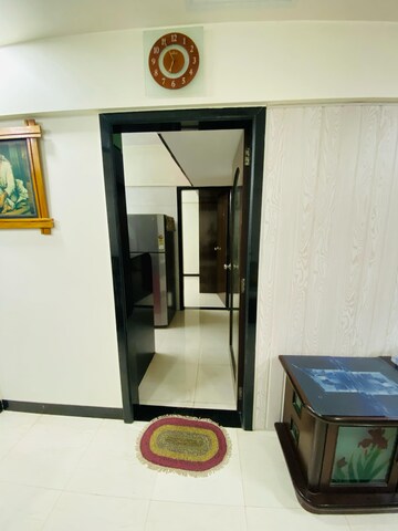 Furnished Amenities in 1 BHK Apartment at Jayalaxmi CHS, Chembur – for Rent