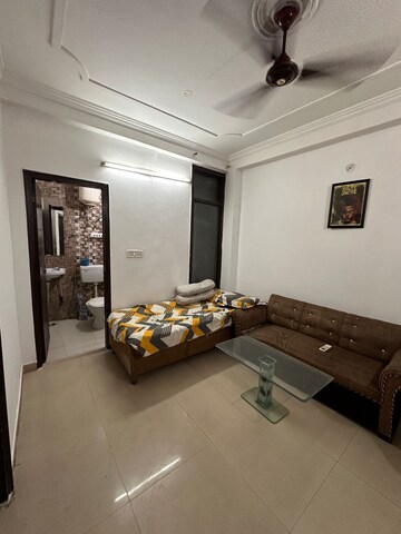 1 RK Builder Floor For Rent in Saket