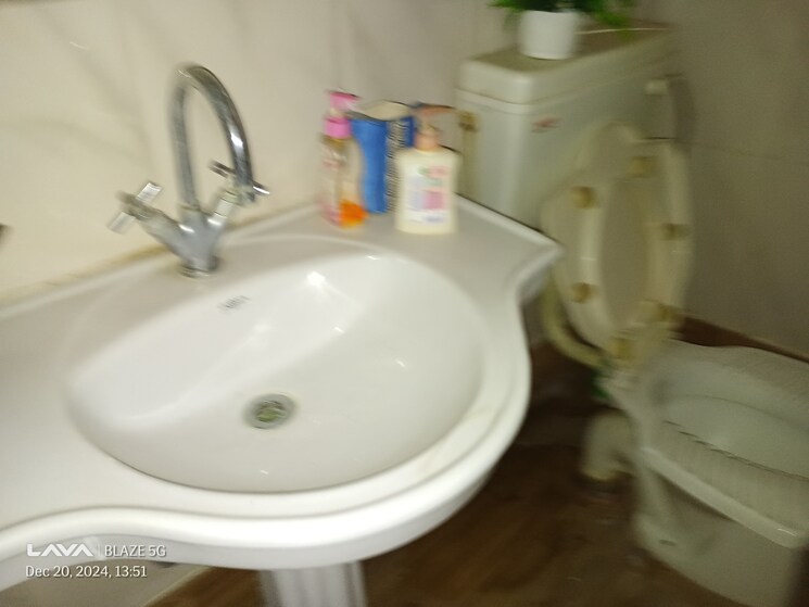Bathroom, beltola 3.5 Bedroom 1600 Sq.Ft. Apartment In Beltola Guwahati 8200979