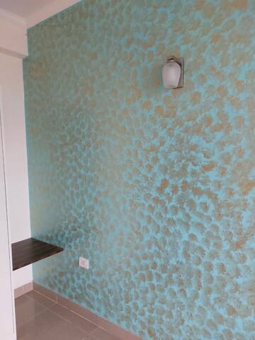 Bathroom in 4 BHK Apartment at Amrapali Sapphire, Sector 45 – for Sale