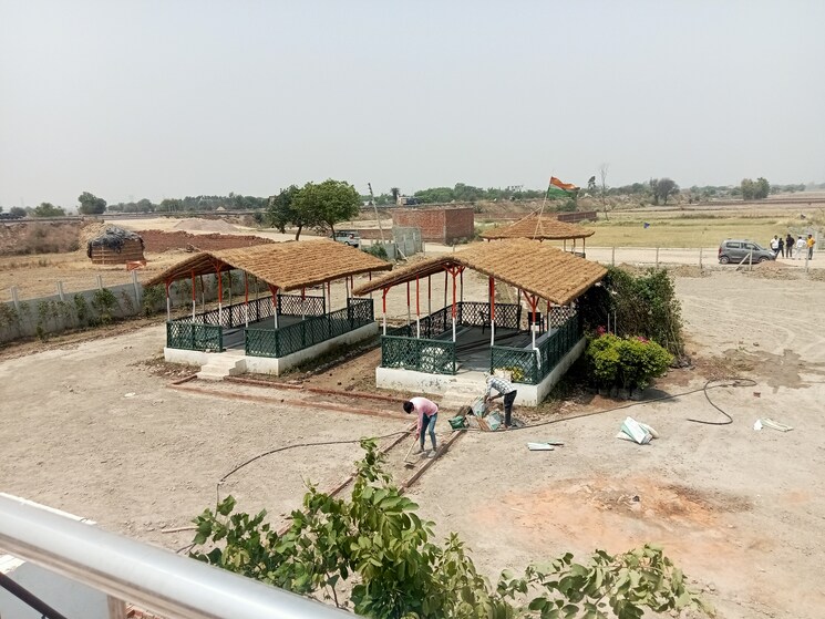 Exterior View, noida central  100 Sq.Yd. Plot In Noida Central Noida 8201094