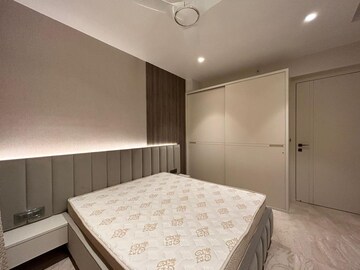 Bedroom in 2 BHK Apartment at Hiranandani ParK Clifton, Ghodbunder Road – for Rent
