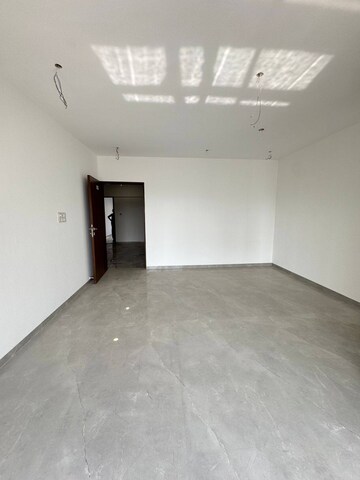 Room in 2 BHK Apartment at Chembur – for Rent