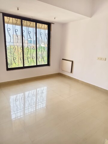 Bedroom in 3 BHK Apartment at Chembur – for Rent