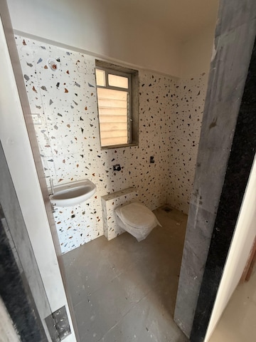 Bathroom in 2 BHK Builder Floor at Raunak Residency Thane, Pokhran Road No 1 – for Sale