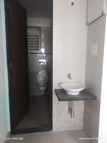Bathroom in 2 BHK Apartment at Amanora Ascent Towers, Hadapsar – for Sale
