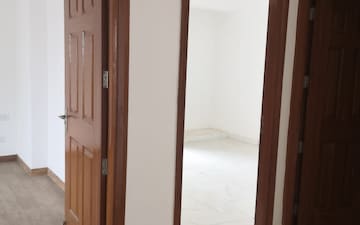 2 BHK Builder Floor For Sale in Omicron Iii Greater Noida