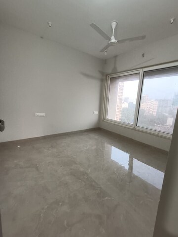 2 BHK Apartment For Rent in Pratham Saffron Heights, Andheri West