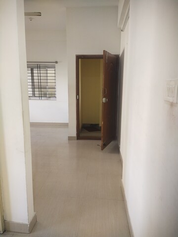 Room in 2 BHK Builder Floor at Hsr Layout – for Rent
