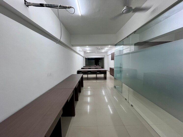 Team Area, science city Commercial Office Space 905 Sq.Ft. In Science City Ahmedabad 8201149