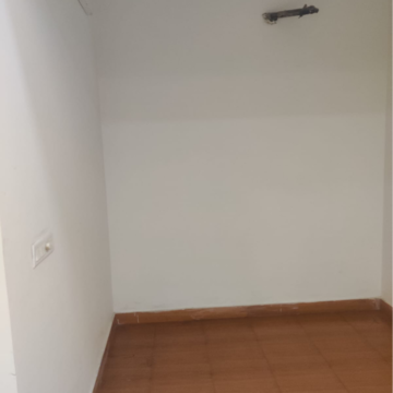 Room in 3 BHK Builder Floor at Uppal Southend, Sector 49 – for Sale