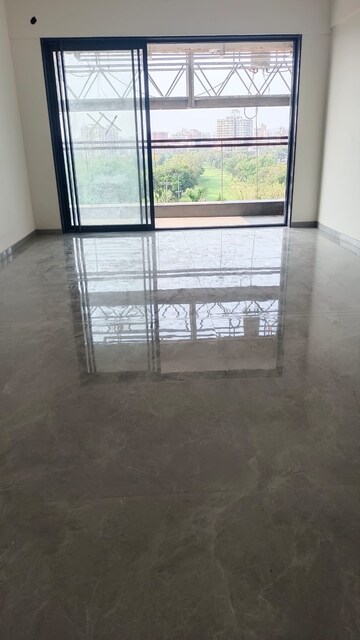 Living Room in 3 BHK Apartment at Chembur – for Rent