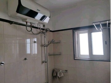 Bathroom in 1 BHK Apartment at Amanora Gold Towers, Hadapsar – for Sale