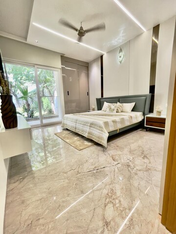 Bedroom in 2 BHK Apartment at Mahindra Mahendra Gesco, Goregaon West – for Rent