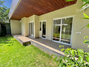 Balcony in 2 BHK Apartment at Mahindra Mahendra Gesco, Goregaon West – for Rent